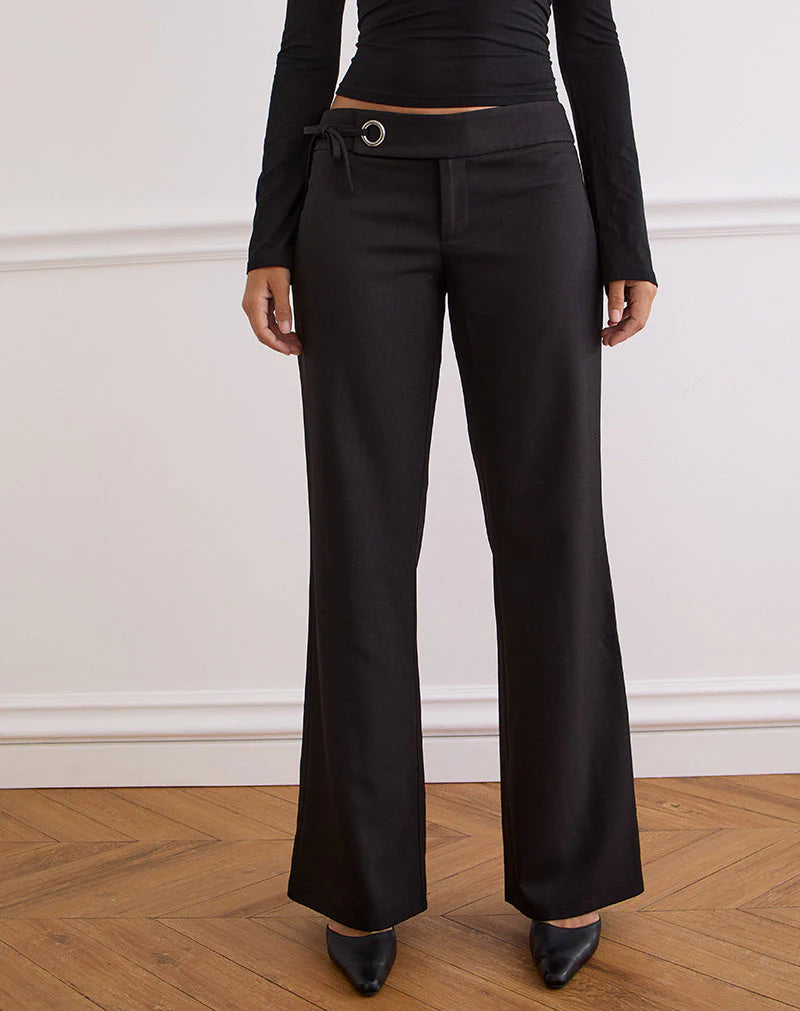Trousers in Black